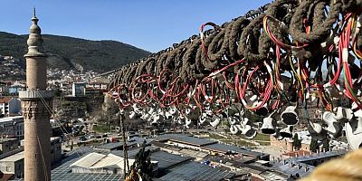Bursa Ulu Cami'ye Ramazan mahyası: 'Kul hakkından sakın'