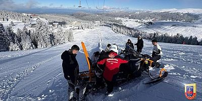 Bursa Uludağ'da JAK timi imdada yetişti