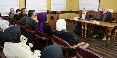 Bursa Yıldırım'da  ‘Eleştirel Düşünme’ programları devam ediyor!