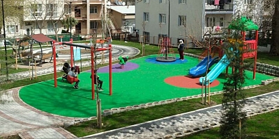 Bursa Yıldırım'da parklar güzelleşiyor