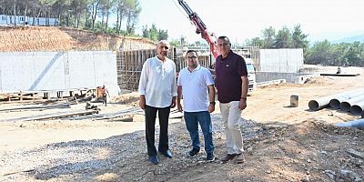 Bursalı muhtarlar su soruna kalıcı çözüm atıldığı için çok mutlu!