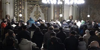 Bursalılar Ulucami'ye akın etti!