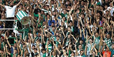 Bursaspor taraftarı biletleri anında tüketti