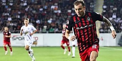 Bursaspor'un eski oyuncusu takımından ayrıldı!