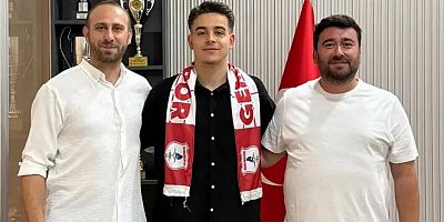 Bursaspor'un pilot takımında imza şov!