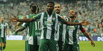 Bursaspor'un yıldız golcüsüne milli davet!