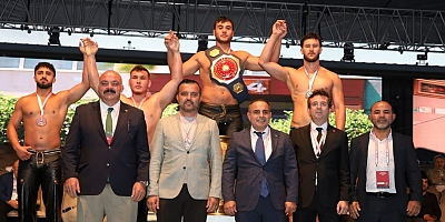 Büyükşehirli güreşçi Bursa’ya derece getirdi