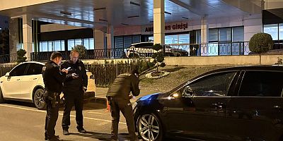 Büyüyen tartışma bıçaklı kavgaya dönüştü!