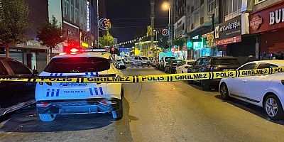 Cadde ortasında silahlı kavga!