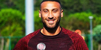 Cenk Tosun, Bursaspor'a rakip oldu!