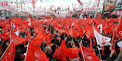CHP Bursa'da neler oluyor; Flaş değişiklik...