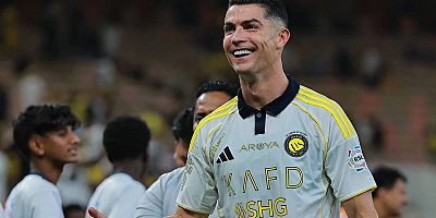 Cristiano Ronaldo'dan 1 milyar dolarlık imza