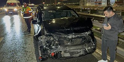 Düğüne giden otomobil kaza yaptı: 1 yaralı