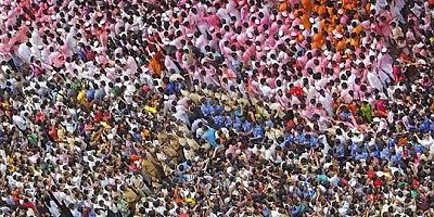 Dünya nüfusu 8.2 milyarı aştı!