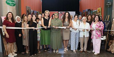 Emek ve hayal gücüyle ortaya çıkan eserler Osmangazi'de sergileniyor