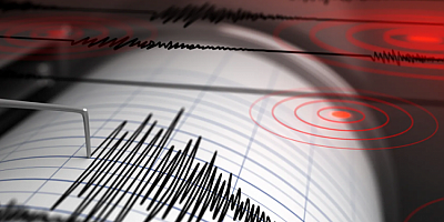 Endonezya'da 7.7 büyüklüğünde deprem: 20 ölü
