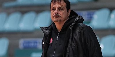 Ergin Ataman'a acı haber: İstanbul'a döndü