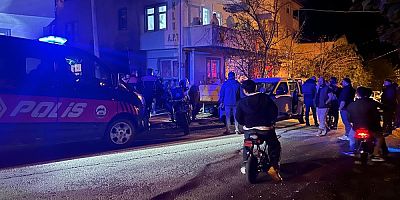 Evinde havaya ateş açan şahıs mahalleyi ayağa kaldırdı