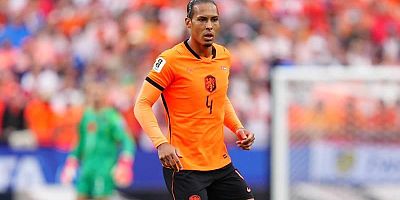 Galatasaray'da Virgil van Dijk  için rakip çıktı. 