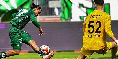 Geliyor geliyor şampiyonluk geliyor; İşte o altın vuruş...