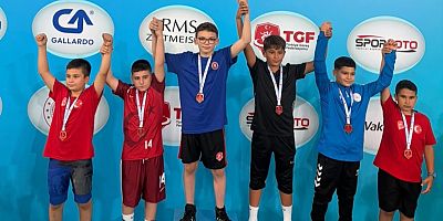  Güreş Şampiyonası’nda Osmangazi Belediyespor rüzgarı