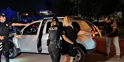 Huzur ve güven uygulamasnda 2 bin 241 adet uyuşturucu hap ele geçirildi!