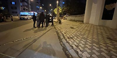 İş yeri önünde silahlı saldırı: 2 yaralı