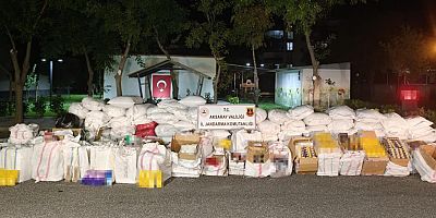 Jandarma 5,5 milyon liralık kaçak ürün ele geçirdi