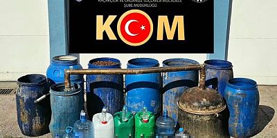 Kaçak alkol operasyonu: 2 gözaltı