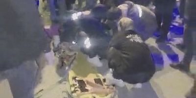 Kamyonun çarptığı genç ağır yaralandı
