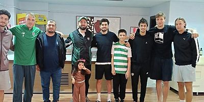 Kaptan istedi Bursaspor taraftarı karpuzları getirdi