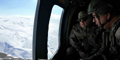 Kara Kuvvetleri Komutanı İran sınırında