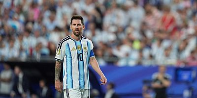 Lionel Messi futbolu bırakıyor mu?