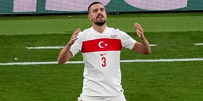 Merih Demiral'dan örnek hareket!