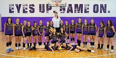 Milli voleybolcuya Bursa’da sevgi seli!