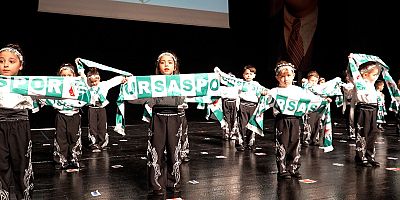 Miniklerin Bursaspor sevgisi; Muhteşem gösteri...