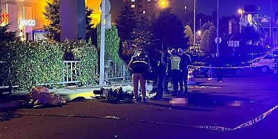 Motosiklet otomobille çarpıştı: 1 ölü, 1 yaralı