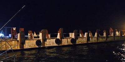 Mudanya'da panik anları; Deniz otobüsü iskeleye çarptı