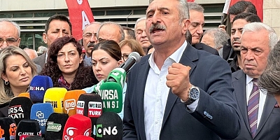 Gözaltına alınan Başkan Mustafa Bozbey için Bursa’da eylem