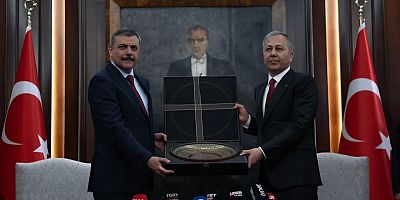 Mustafa Çiftçi ile Akın Gürlek görevi devraldı