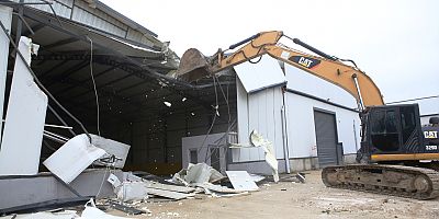 Nilüfer'de kaçak yapıya yer yok!