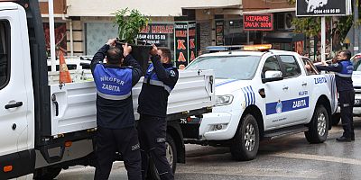 Nilüfer’de kaldırım ve yollarda temizlik yapıldı!