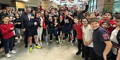 Nilüfer’de şampiyon Gökkuşağı Koleji!