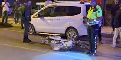Otomobille motosiklet çarpıştı:1 ölü 1 yaralı