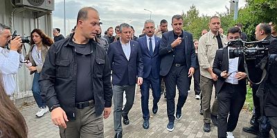 Özgür Özel Bursa'da; Cezaevinde Bozbey’i ziyaret etti!