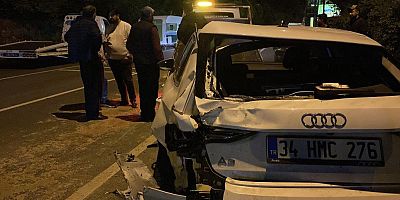 Park halindeki 6 araca çarptı