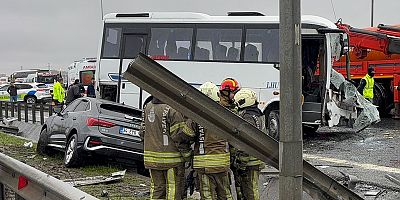 Polisleri taşıyan servis kaza yaptı, acı haber geldi!