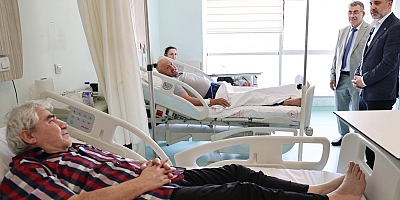 Şahin Biba, bayramın ilk günü her yerde; Tek tek ziyaret etti