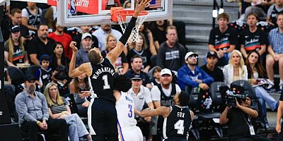 San Antonio Spurs, seriyi son maça taşıdı