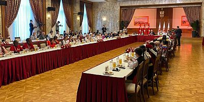 TBMM Başkanı Kurtulmuş, dünya çocuklarını kabul etti